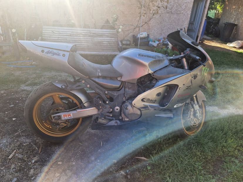 Vand Piese Kawasaki Ninja ZX-12R    2001