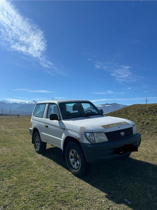 Toyota Land Cruiser Prado J90