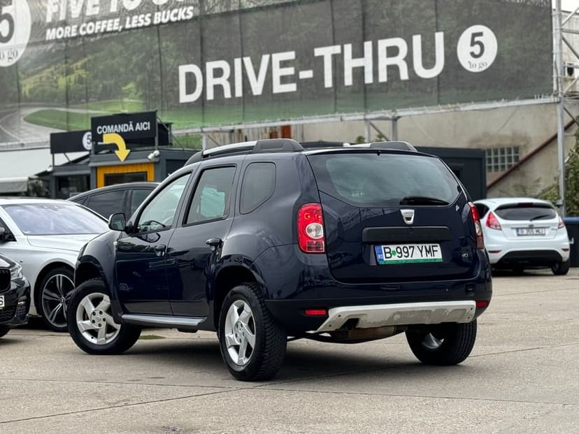 Dacia Duster pachet de drumuri grele 4x4 piele stare impecabila