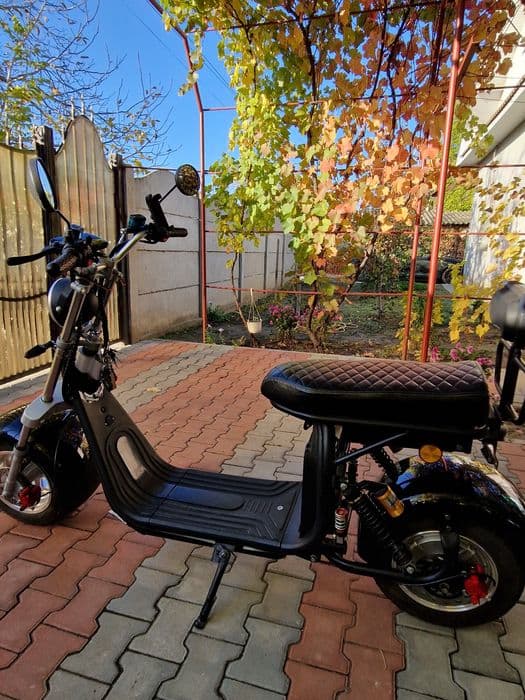 Vand scuter electric