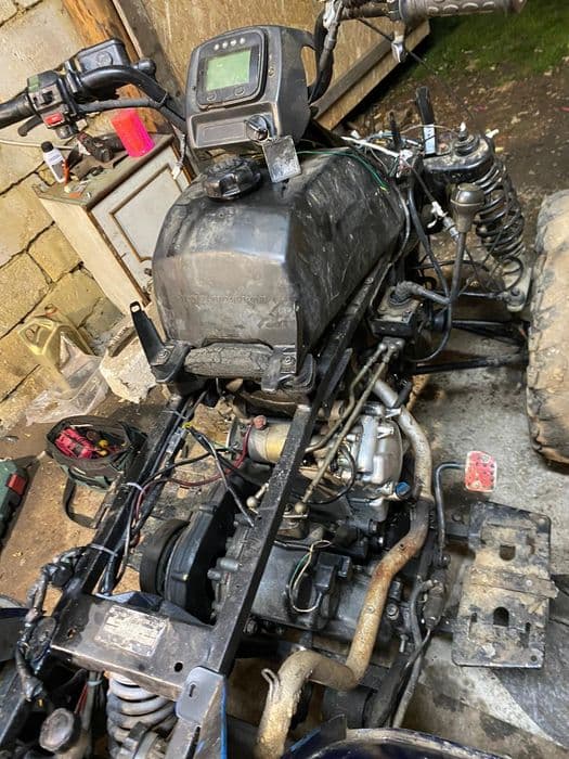 Vând atv linhai buyang