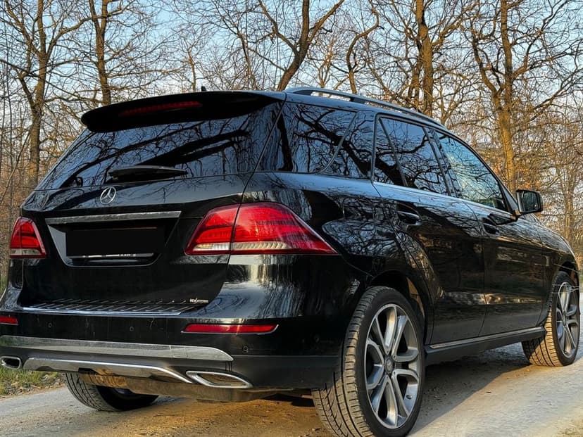 Mercedes-Benz GLE 350d 4MATIC  | 2017 | 3.0 v6 | 258 CP