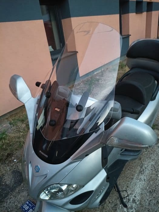 parbriz GIVI - (pentru Piaggio X9)