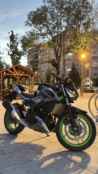 Kawasaki Z500 SE 2025 - 1700 km - in garantie