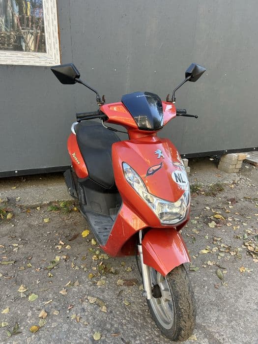 Peuegot kisbee inamtriculat scuter 49