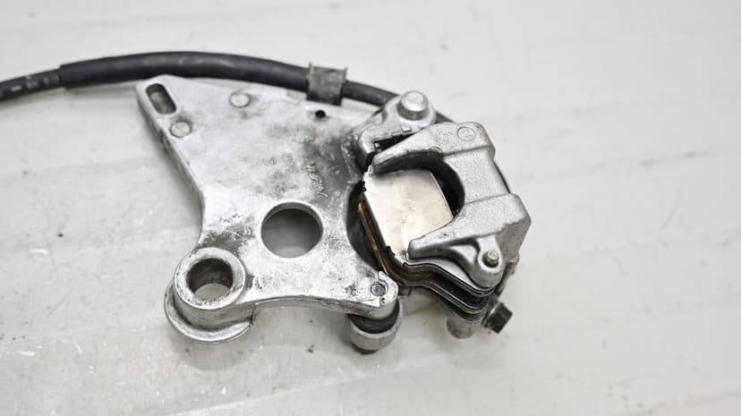Etrier Frana Spate Cu Pompa Frana Honda CBR900RR / 919RR 1996 - 1999