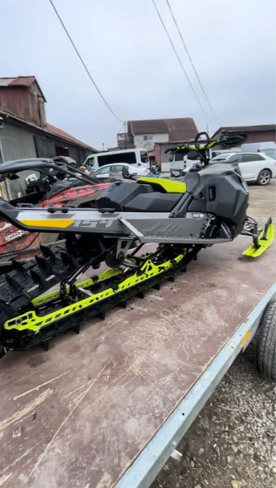 Ski-doo 850 -TABLETA-2023- 37 ORE