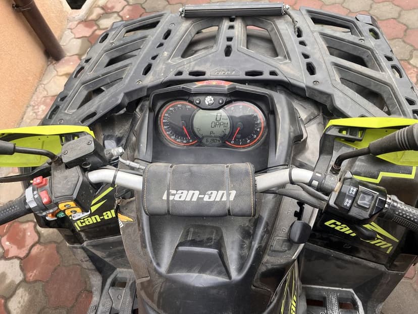 Vand can-am outlander 650