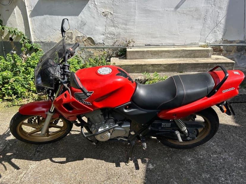 Vand Honda CBF 500 Naked