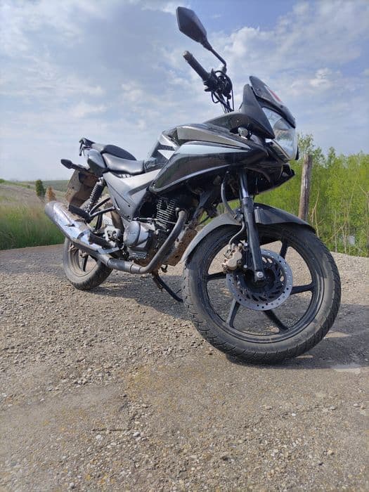 Honda 125cm schimb cu auto animale, atv