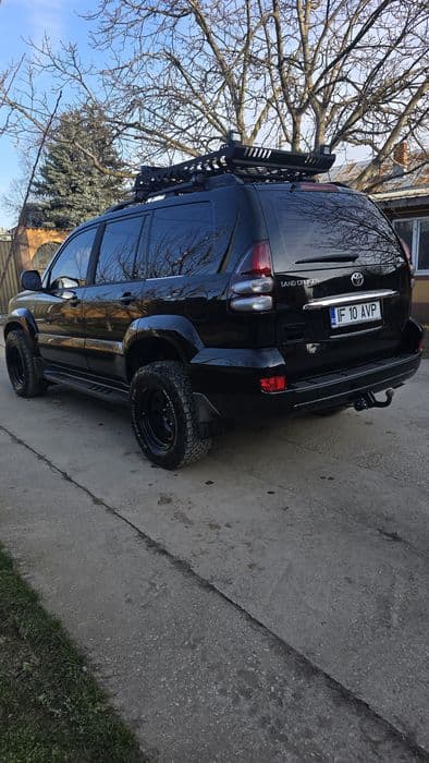 Toyota  Land  Cruiser