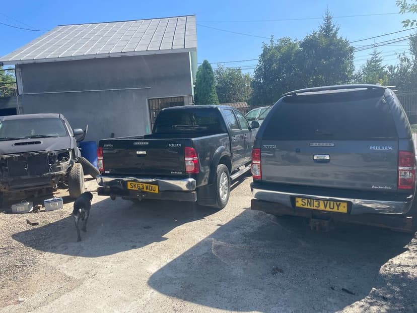 Dezmembrez Toyota Hilux 2006-2020