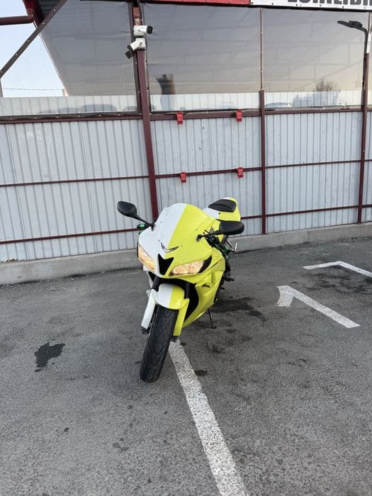 HONDA CBR600rr 2008