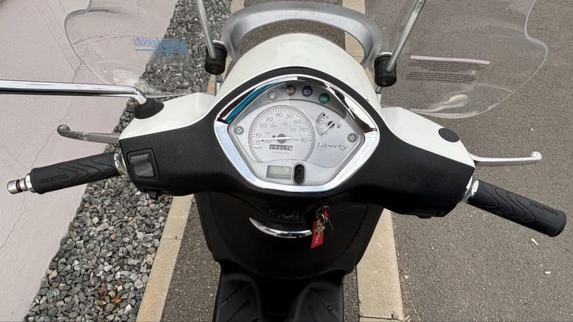 Piaggio liberty scoter 4timpi