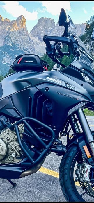 DUCATI Multistrada V4S 2022 Aviator Grey - IMPECABIL