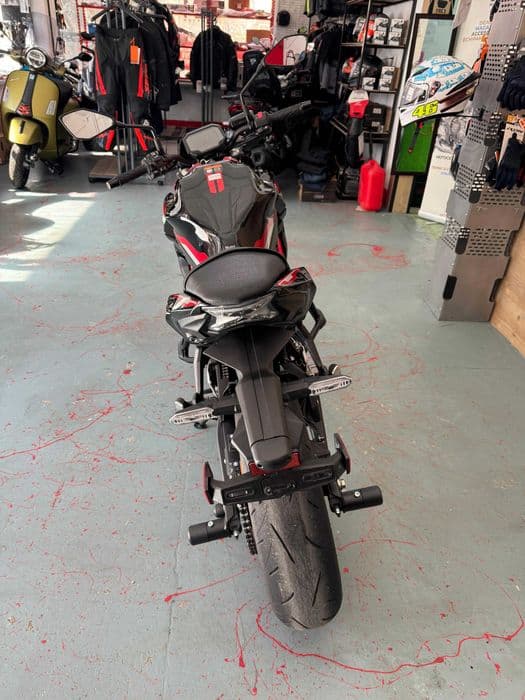 Kawasaki Z650 2024 limitat A2 35kw -GARANTIE-