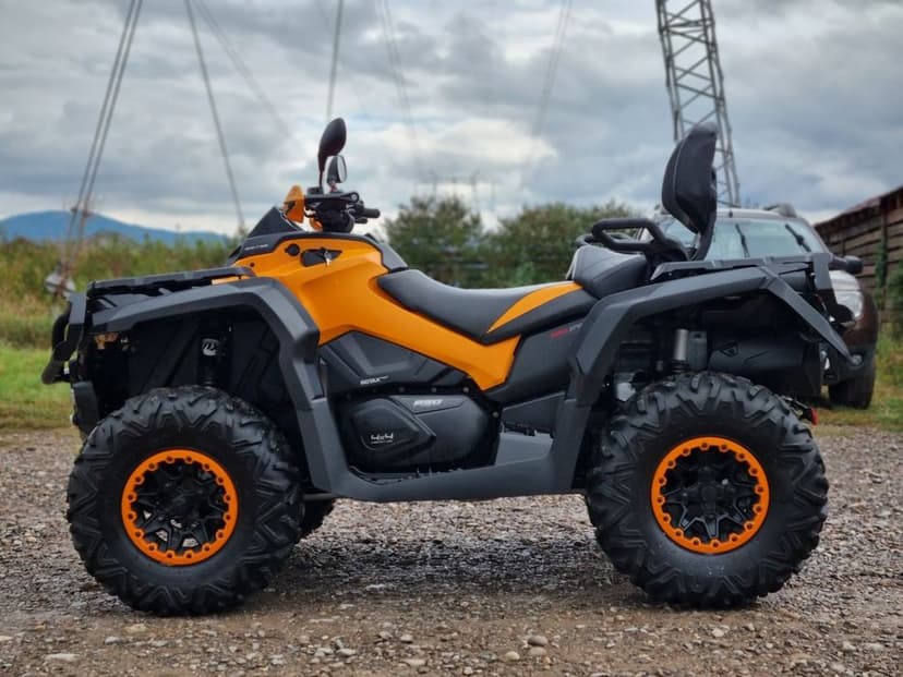 Can Am Outlander Max//import recent L7E , nr negru // variante atv