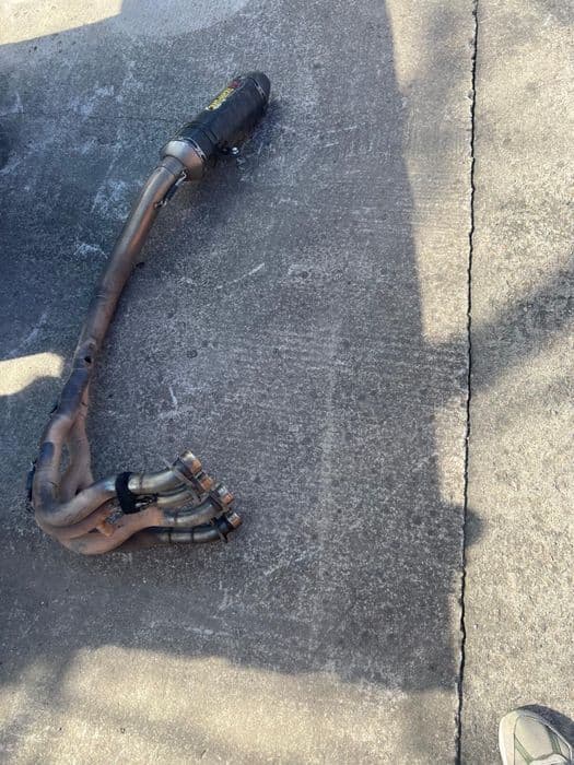 Evacuare completa Akrapovic