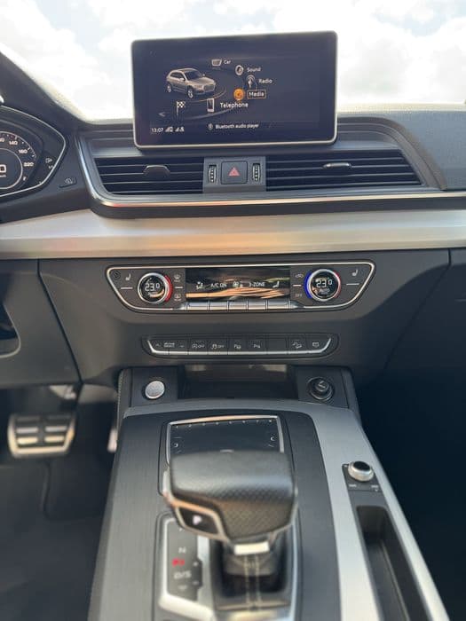 Audi Q5 S-line plus,full