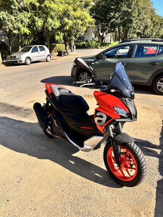 Aprilia SR GT200 SPORT