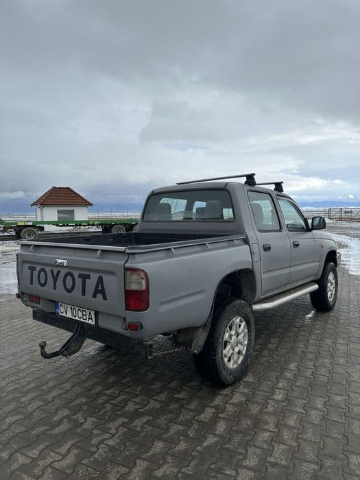 Toyota Hilux 4x4
