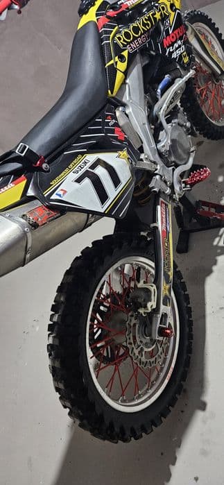 Suzuki RMZ 450 cc-an 2009-60 cp-full cross