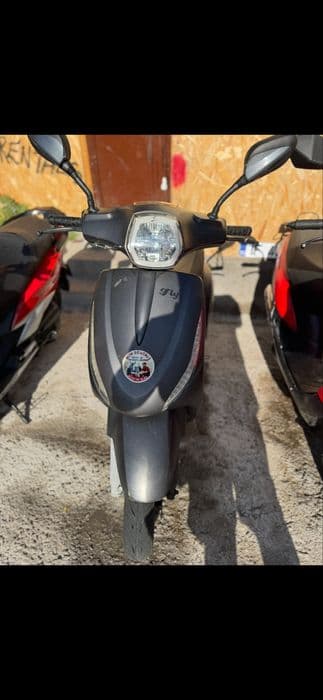 Scutere fara permis la ramanere 350/saptamana