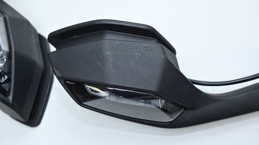 Oglinzi oglinda Yamaha R1 2015 R6 2017  stare perfecta stanga dreapta