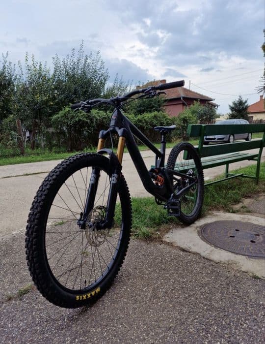 Vând Santa Cruz an 2021