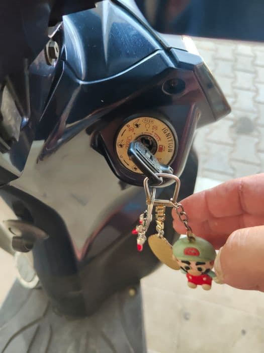 Vând sau schimb scuter cu un cross de 250cc