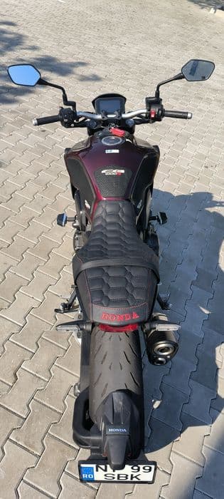 Honda CB1000R 2023 | Impecabilă | Accesorii de 1.350€ - pret iarna