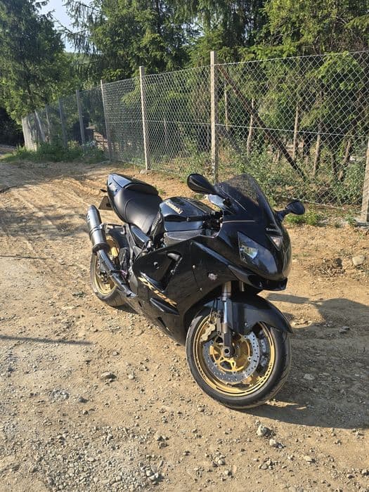 Kawasaki ZX12R 1200CM3