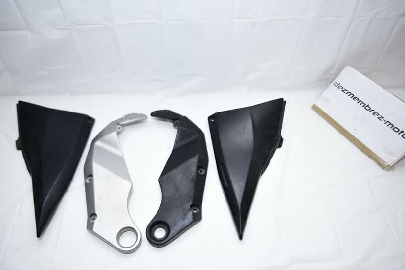 Far cu plastic stanga dreapta carene Kawasaki Z750  2004 - 2006