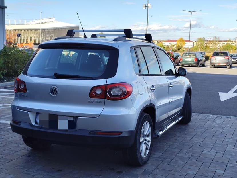 Vw tiguan 2 0 tdi manual 4x4 impecabila . Proprietar