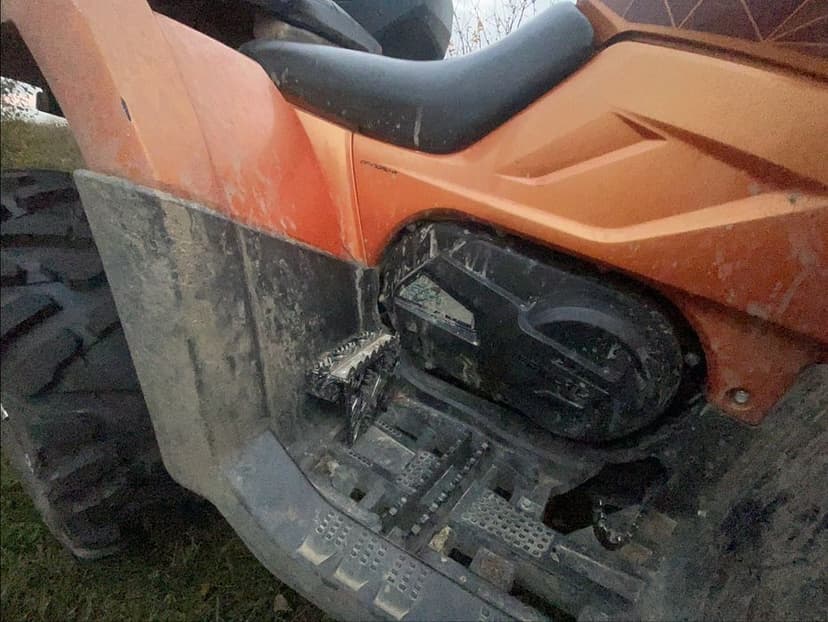 Atv CF MOTO 450s mai multe detalii în descriere.