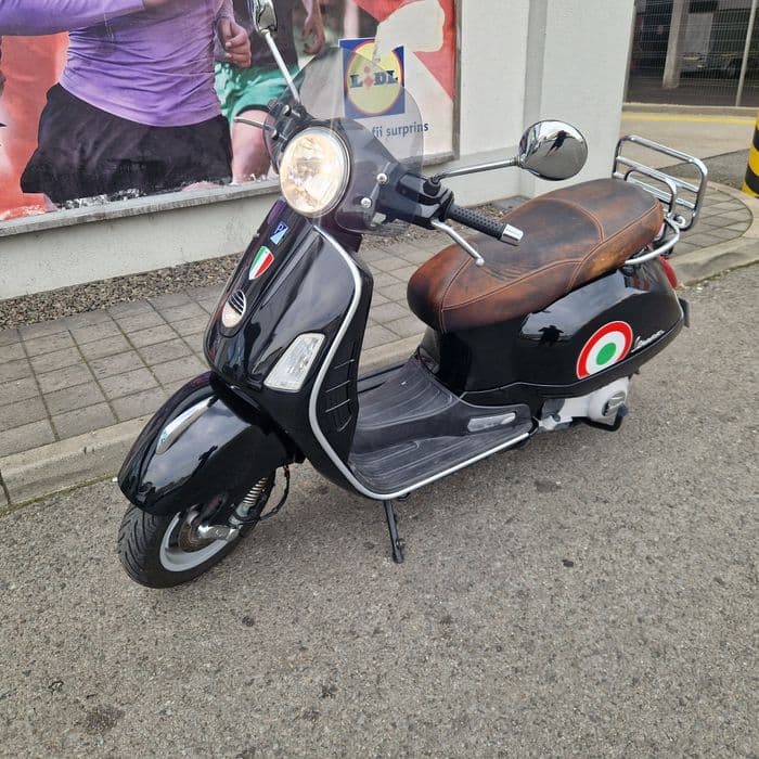 Piaggio Vespa GTS 250i