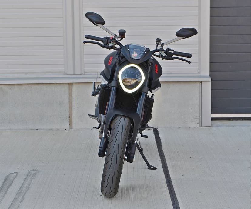 Ducati Monster 937+ 2022
