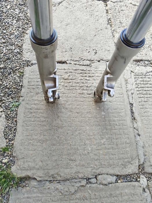 FURCA / JAMBE suzuki gsxr 600 / 750 SRAD