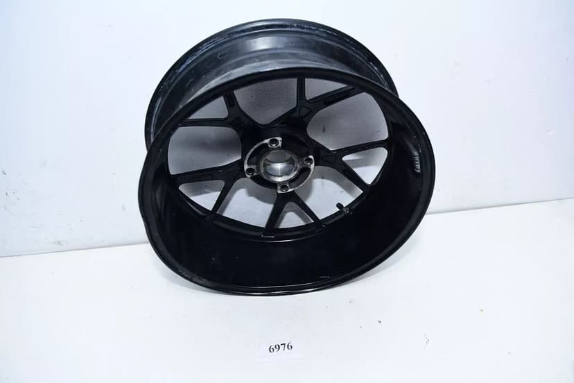 Jantă spate Ducati Panigale V4 2018-2020 îndoită , crăpată