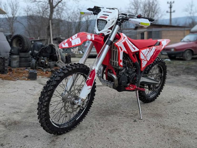 Beta 300 Xtriner (KTM EXC, Yamaha yz, Suzuki RM, Husqvarna, Honda, Gas