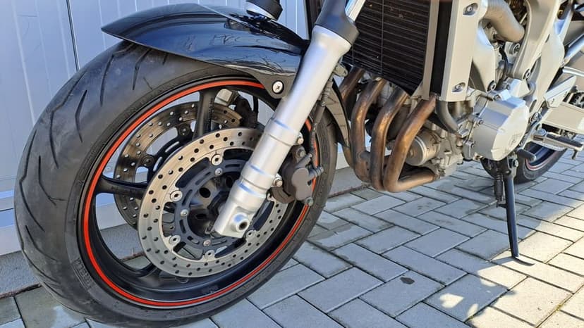MotoFly Ploiesti vinde Yamaha Fz6N 2005