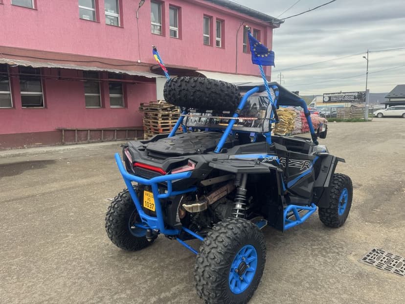 Polaris rzr 1000 cmc