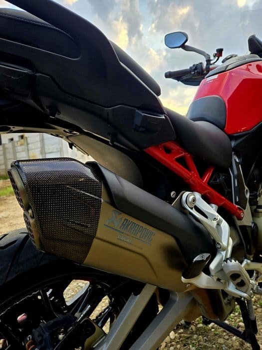 Ducati Multistrada V4S Travel & Radar