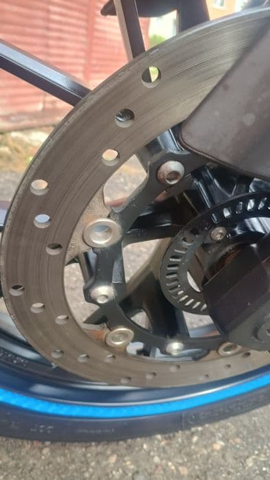 Yamaha mt 125 BLACK EDITION (body armour si geaca incluse in preț)