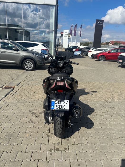 Scooter Kymko Xciting 400 S