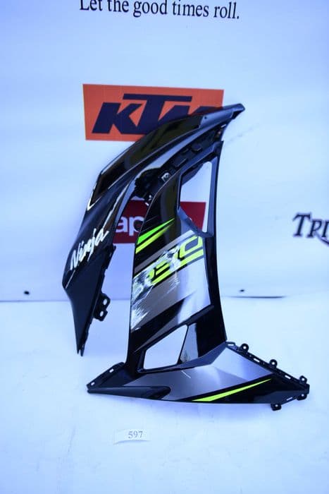 Kawasaki Ninja 650 anii   2017 2020 carena  stanga dreapta  / carene