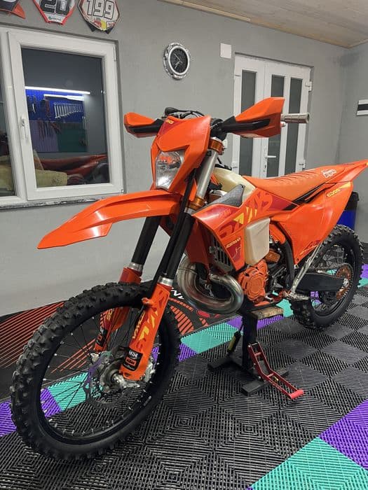 Ktm 300 sixdays 2025