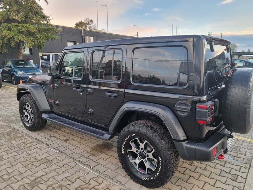 Wrangler Rubicon autentic dar rafinat–ideal pt aventură/stil & confort