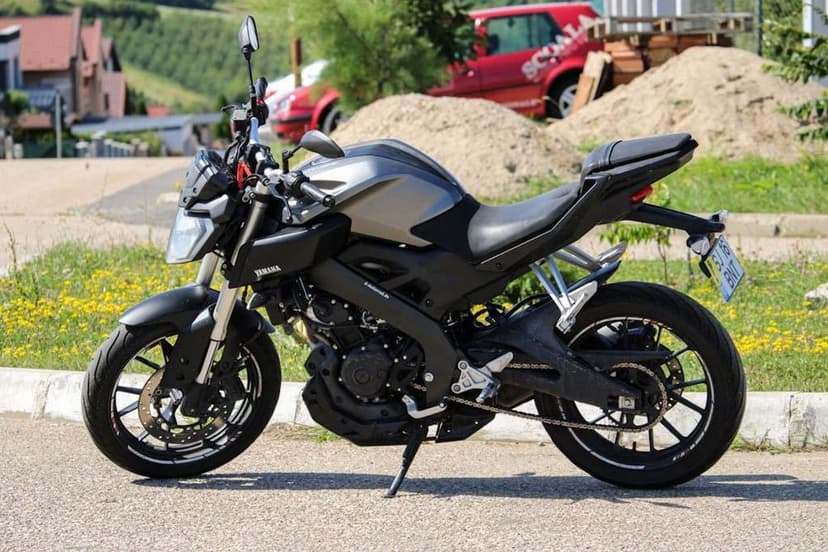 Motocicleta Yamaha MT 125 limitată A1
