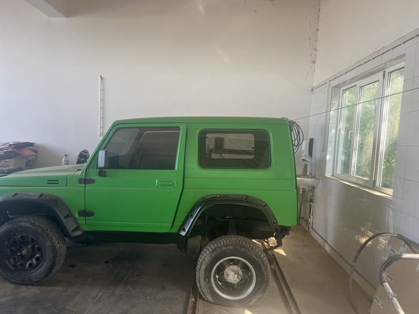 Suzuki samurai restaurat!